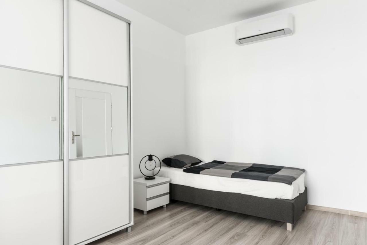 Tomasza 20 Apartment 140M2 Krakow Ngoại thất bức ảnh